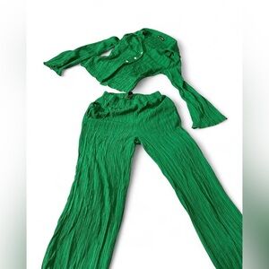 Elegant Green Jumpsuit & Romper Set